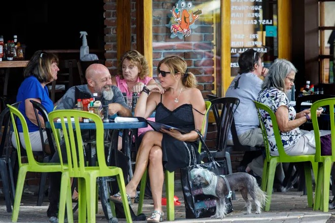 Sidewalk dining in downtown Lake Worth Beach